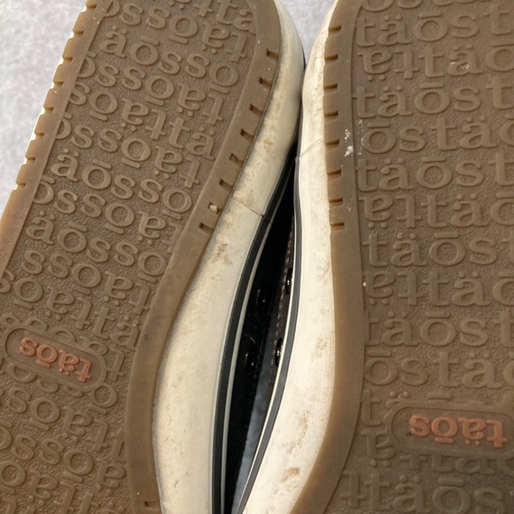 Taos Moc Star Sneakers Women’s Size 7 Low Profile Comfort Shoe With Box - Picture 9 of 11